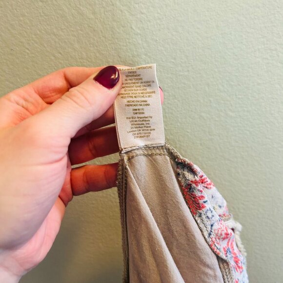 Free People Floral Micro Shorts Size Small Layered Tiered Red White Colorful - Picture 7 of 8